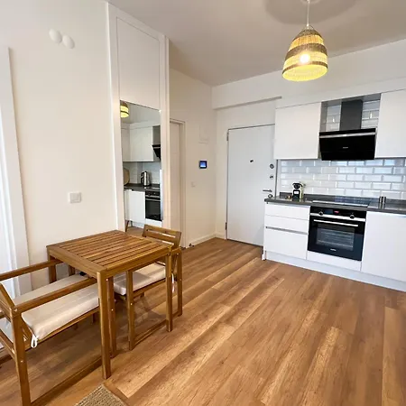 Apartment Modern 1br Near Alacati-loca Twin